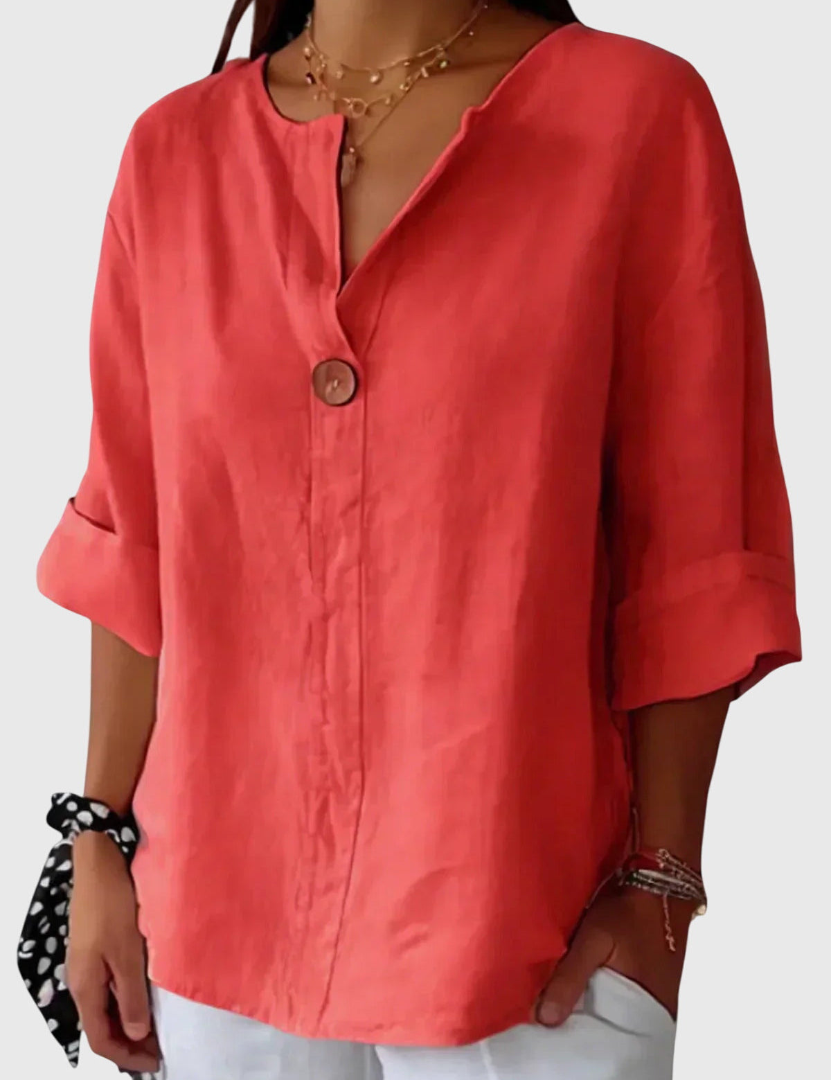 AURORA | BLUSA IN LINO CON BOTTONE DECORATIVO
