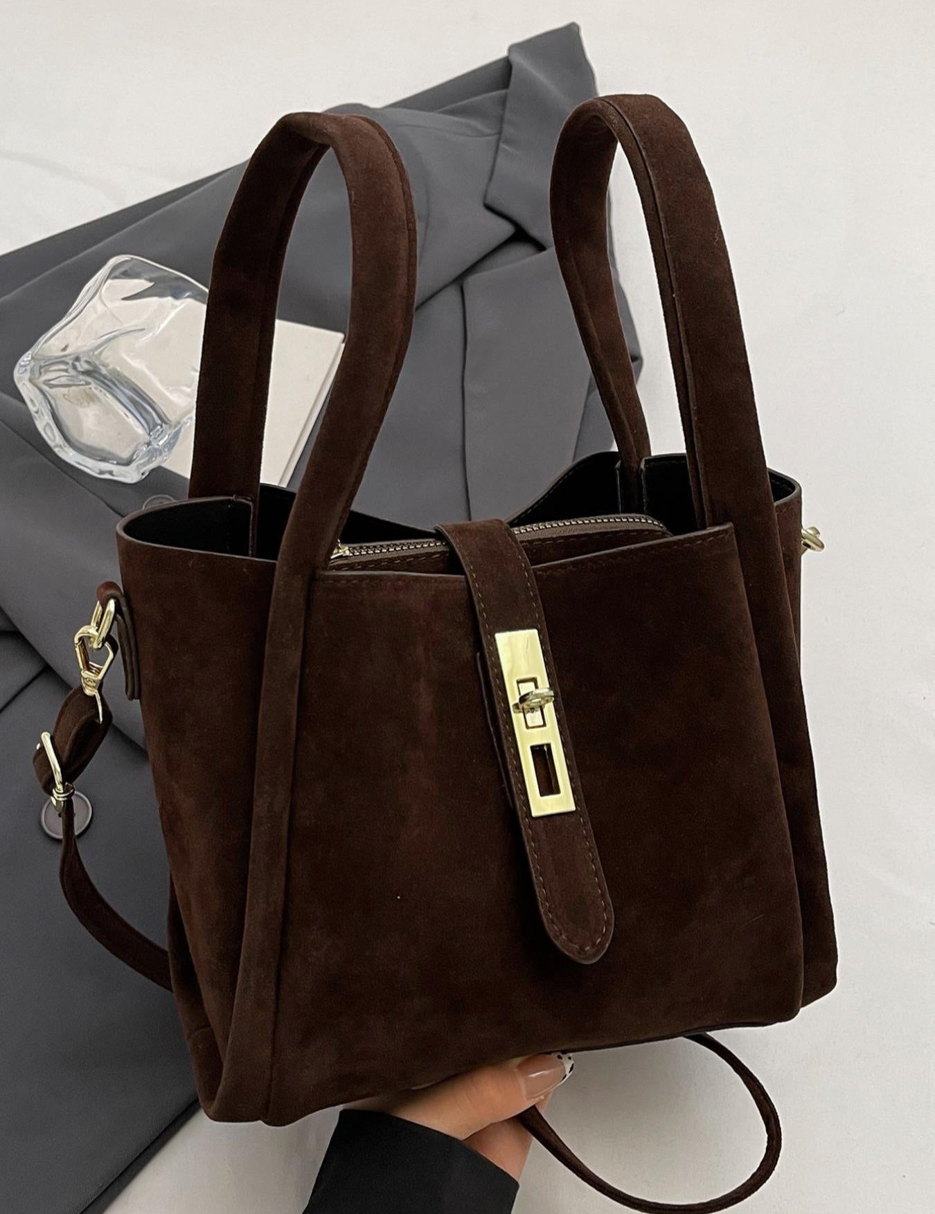KALINA | BORSA TOTE ELEGANTE DALLO STILE CONTEMPORANEO