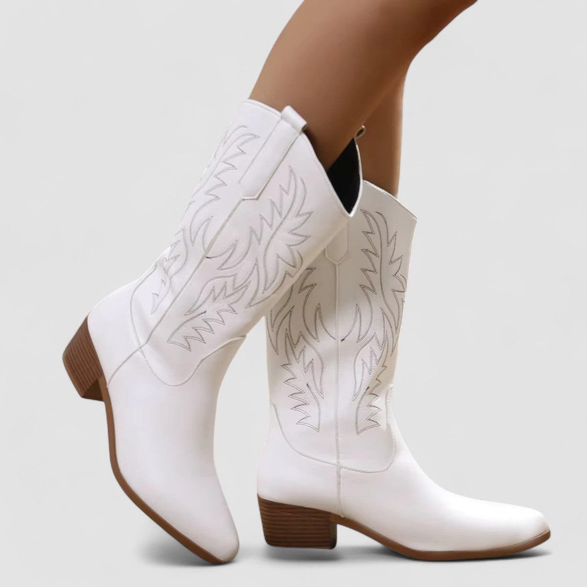 Chiara | Stivali Texani Bianchi con Ricami Geometrici
